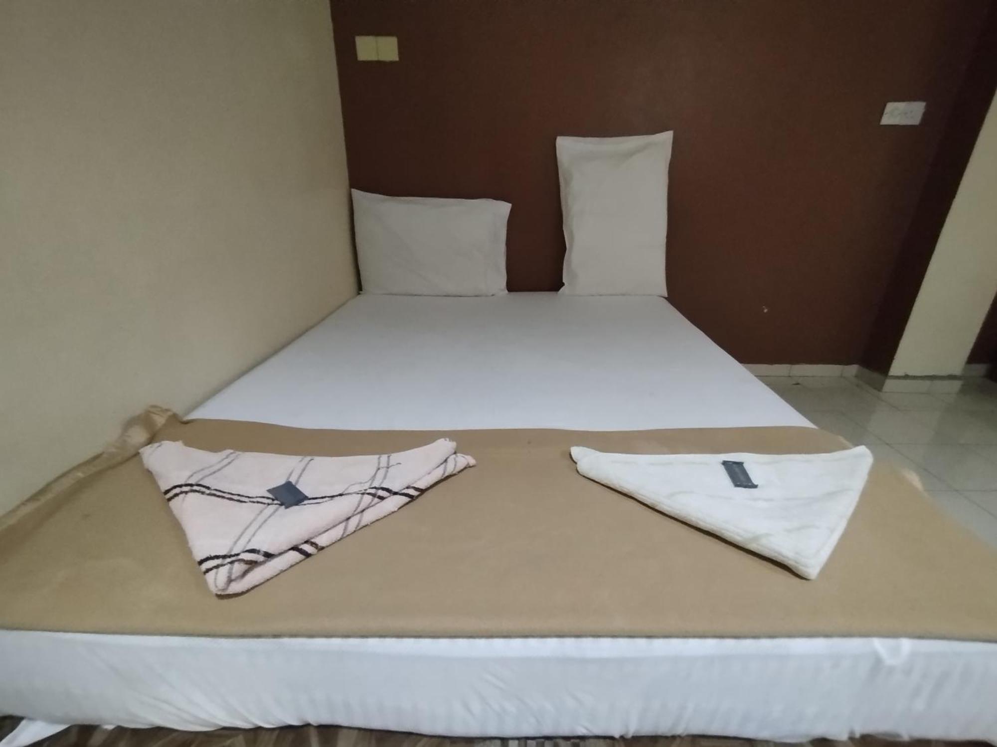 קלאנג Sentosa Villa Hotel מראה חיצוני תמונה